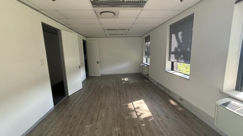 To Let commercial Property for Rent in Mowbray Western Cape